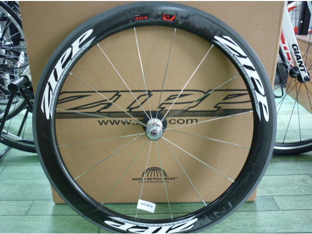 404　Ｆ￥112350（税込）
　　　Ｒ￥136500（税込）