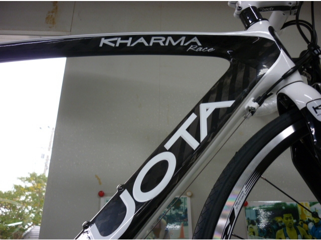 2011～2012継続モデル
￥238000　（イタリア）