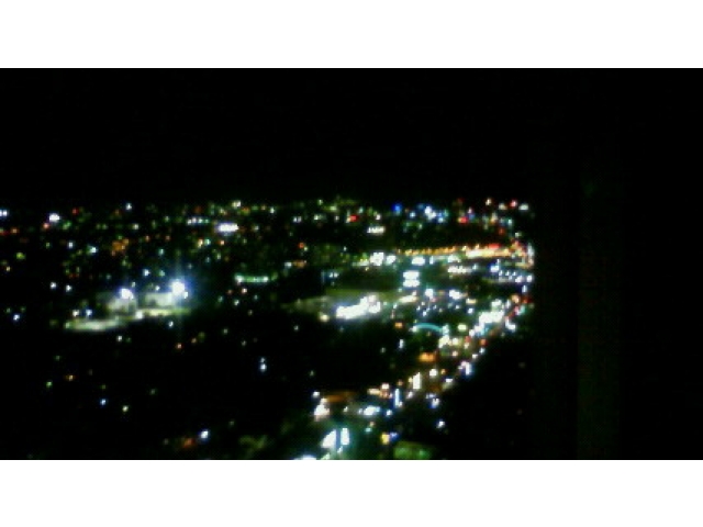３０階からの豊橋の夜景。<BR>いまいちな写真ですけど、きれいでした。