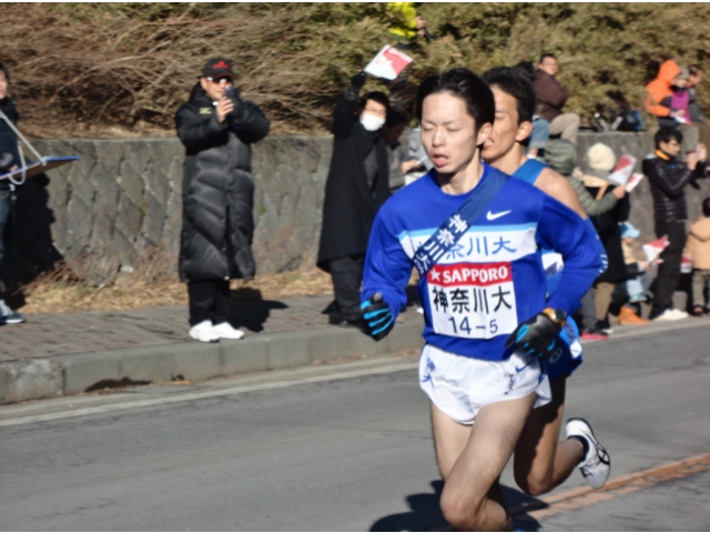 神奈川大学と山梨学院大学