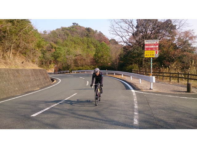 奥浜名オレンジロード最終盤を
食い縛る”山ジュン選手”
