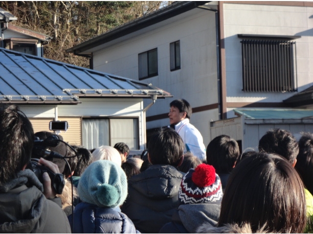 優勝監督の表情はやはり明るいですね。