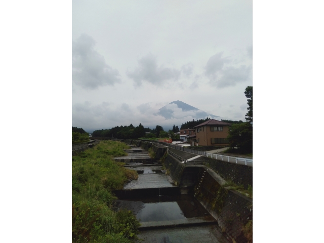 富士山お目見え！まぁ～以降は隠れていたが(;^_^A