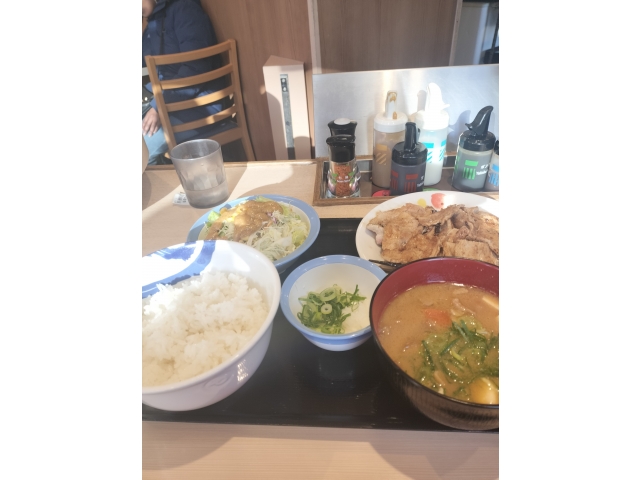 松屋の高額定食！肉っす♪
