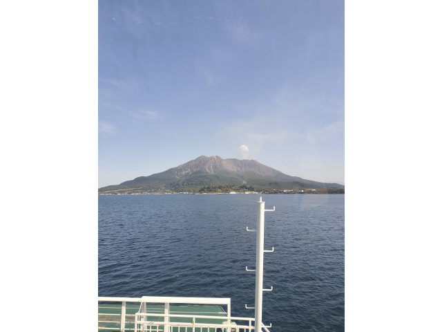 先ずは桜島フェリーで桜島へ🛥️